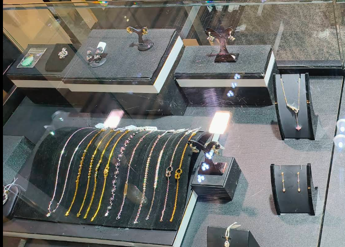 Earring collection